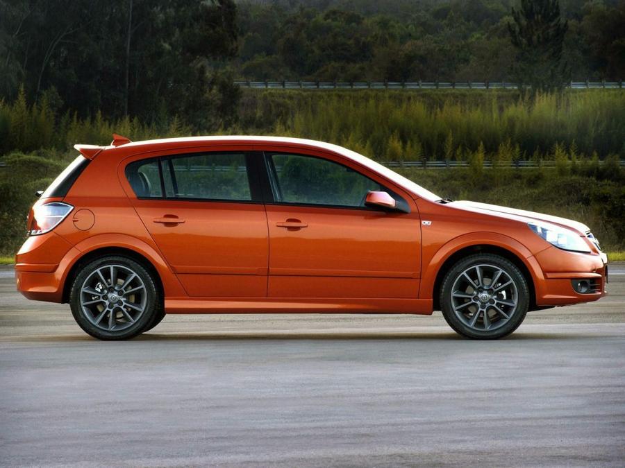 Chevrolet Vectra GT 2007 года  (фото 6 из 10)